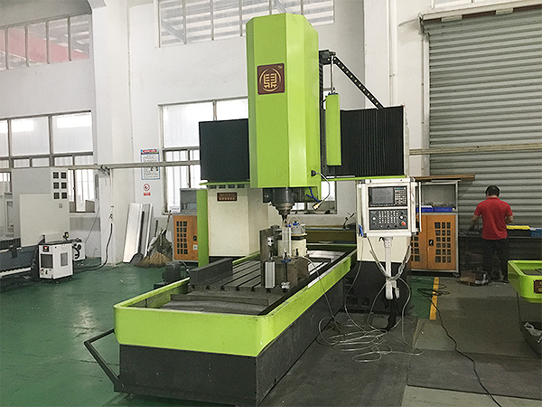 搅拌摩擦焊机在汽车工业领域的技术应用-beat365数控