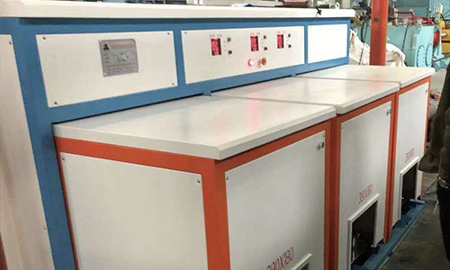 江苏银奕达挤压模具加温炉案例，还是beat365品牌好！