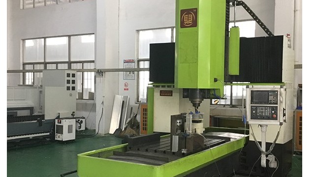 连续驱动数控摩擦焊设备方法-beat365数控