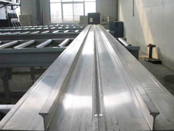 船舶行业铝型材摩擦焊接利器-beat365数控MCH2216搅拌摩擦焊机