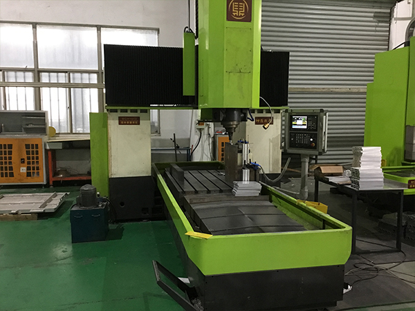 惯性摩擦焊机有什么性能和特点？-beat365数控